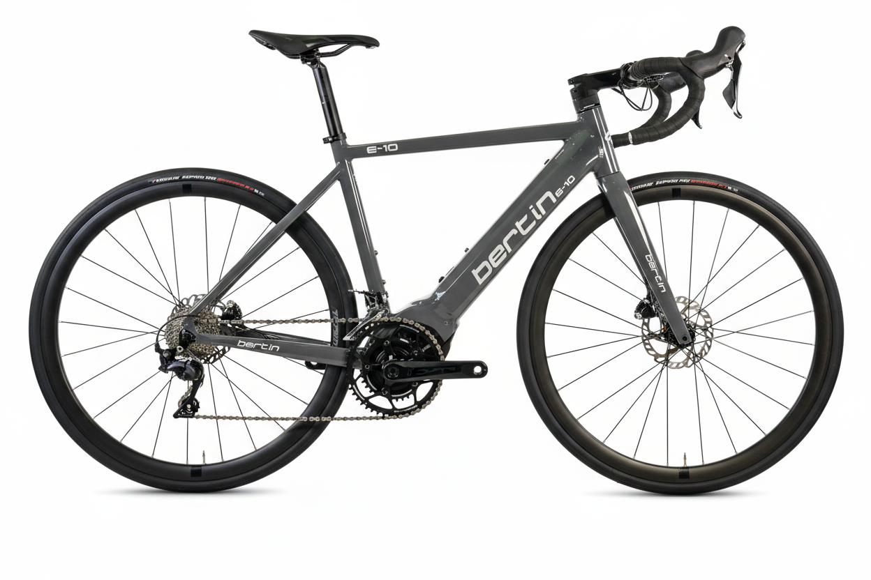 Bertin E-10 fond blanc
